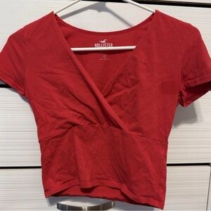 Hollister Women's Vibrant Red Crop Top
